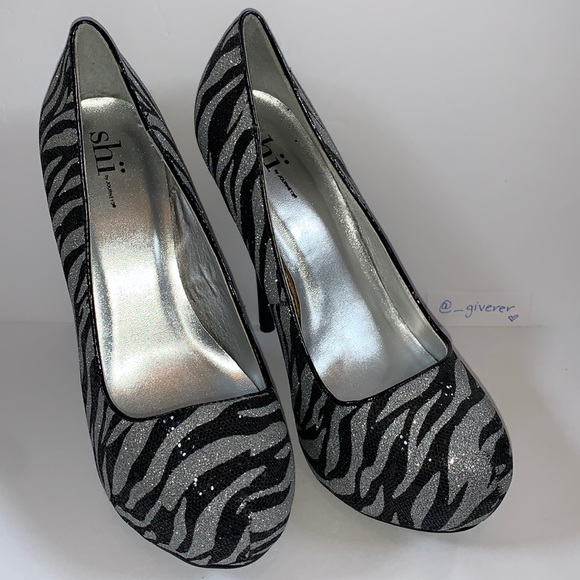 NWOT 9 Silver Black Zebra Sequin Pumps Shii By Journeys - Picture 3 of 17